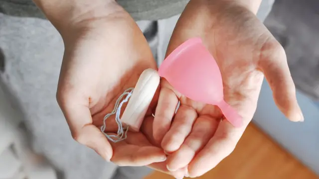 Cólicos y Copa Menstrual _ En casa con Amelia