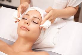 MASAJE RELAJANTE FACIAL – Luis Antonio Melón
