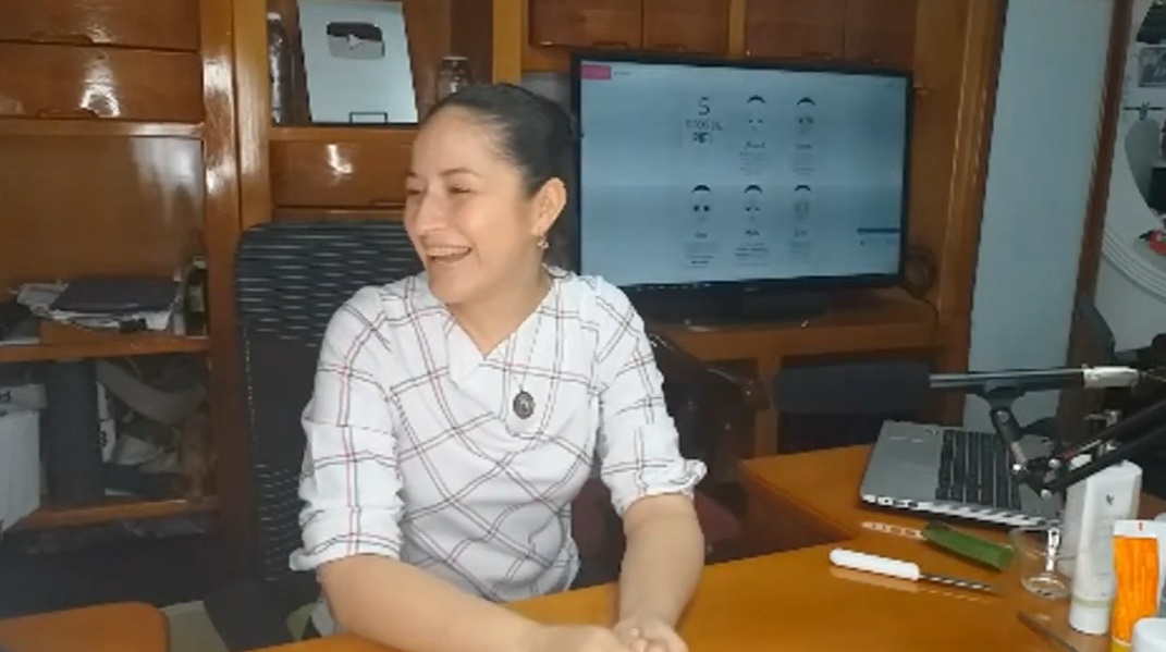 Revelando Secretos – Mayo-06-2020 – En Casa con Amelia